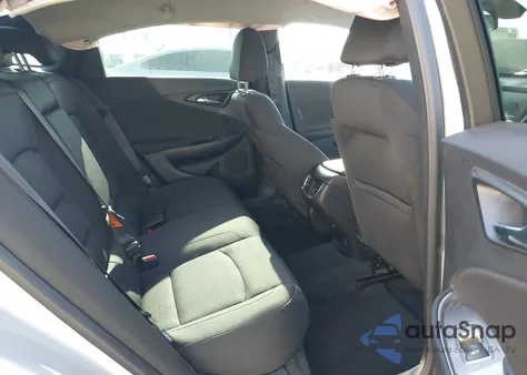 2018 Chevrolet Malibu Lt z USA, uszkodzony, nr VIN 1G1ZD5ST5JF109674